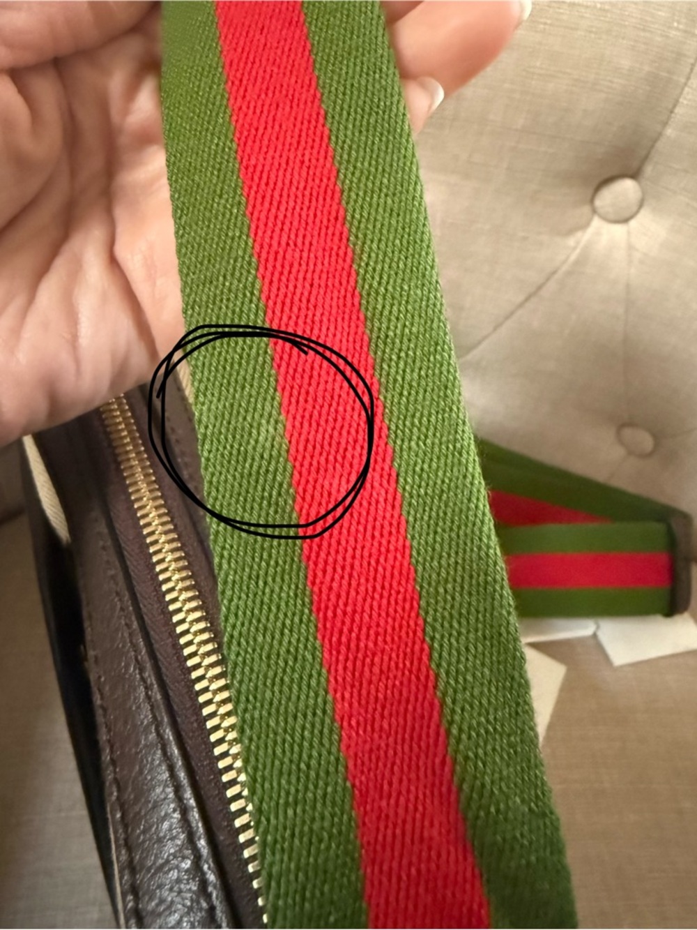 Gucci Jumbo GG Messenger Bag - Picture 9 of 9